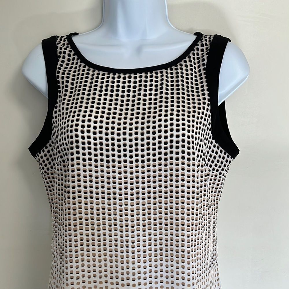 Womens White House Black Market Sleeveless Blouse Size Small